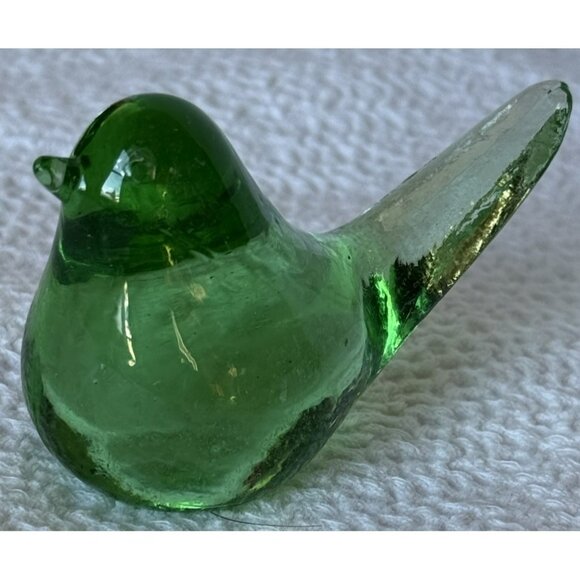 BRIGHT GREEN HAND BLOWN ART GLASS BIRD POLISHED 3” Long 1 3/4” High - Picture 1 of 11